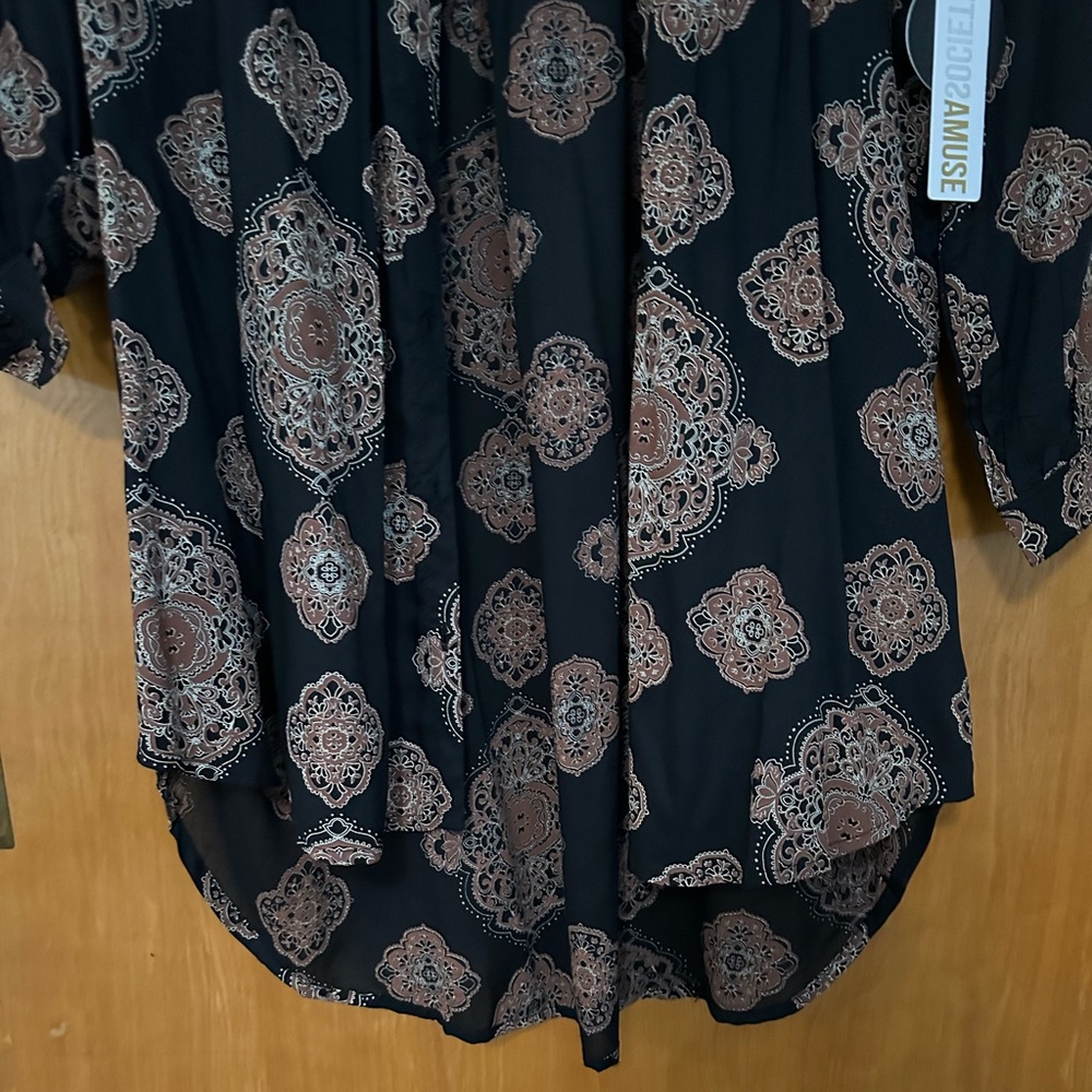 Button up Shirt Bundle - Picture 8 of 16